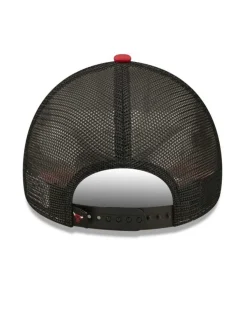 Bulls Team Color Block Trucker Cap